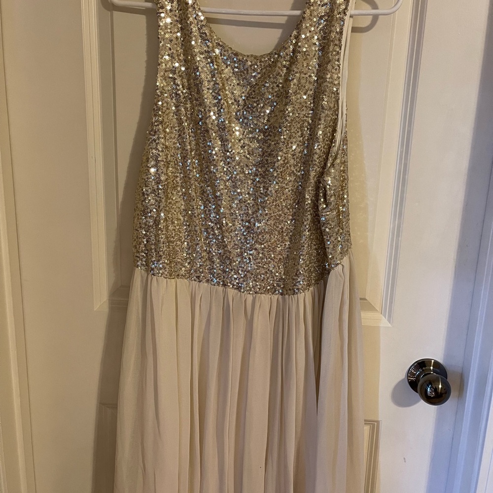 New Look Inspire Sequin Gold and Cream Dress Size: 18
